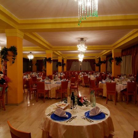 Grand Hotel Montesilvano Marina المظهر الخارجي الصورة
