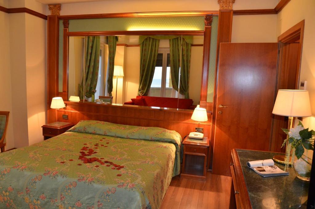 Grand Hotel Montesilvano Marina المظهر الخارجي الصورة
