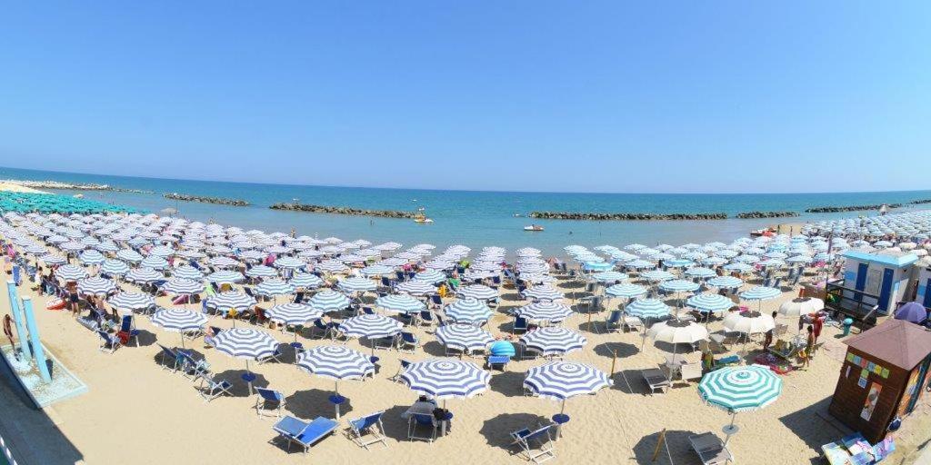 Grand Hotel Montesilvano Marina المظهر الخارجي الصورة